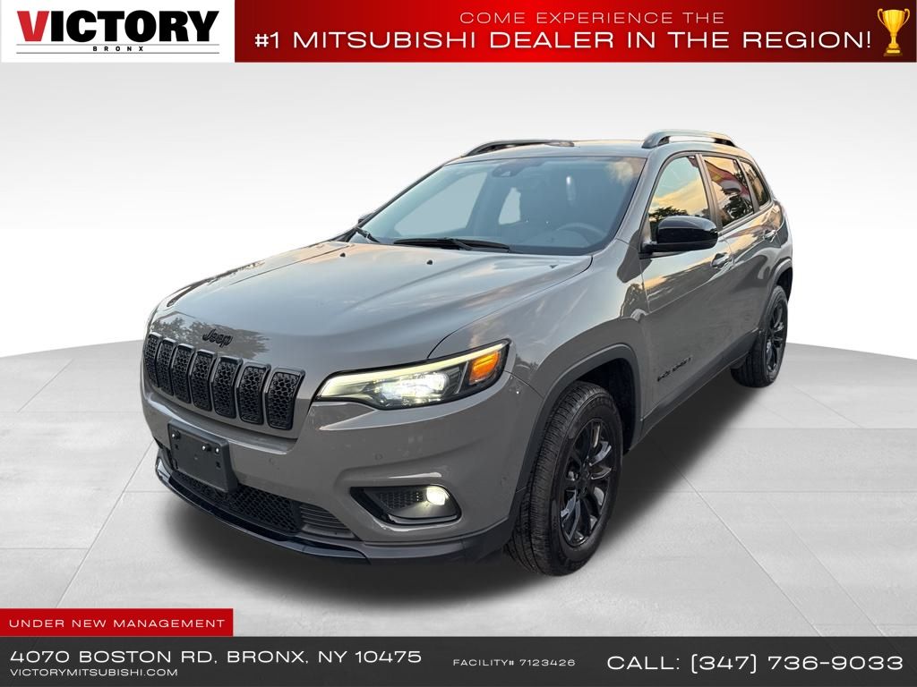 used 2023 Jeep Cherokee car, priced at $17,999