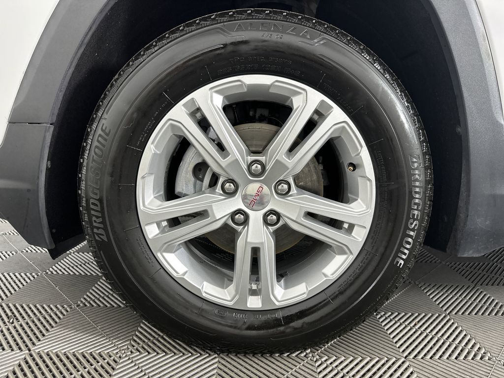 used 2024 GMC Terrain car, priced at $23,924