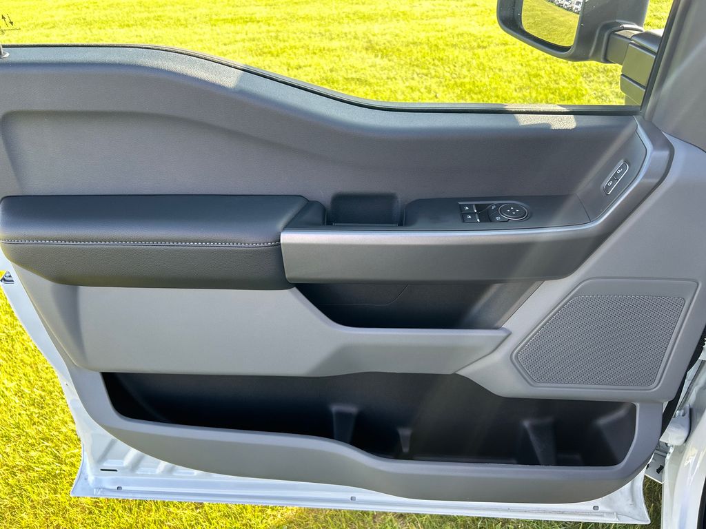 new 2025 Ford F-350SD car, priced at $52,210