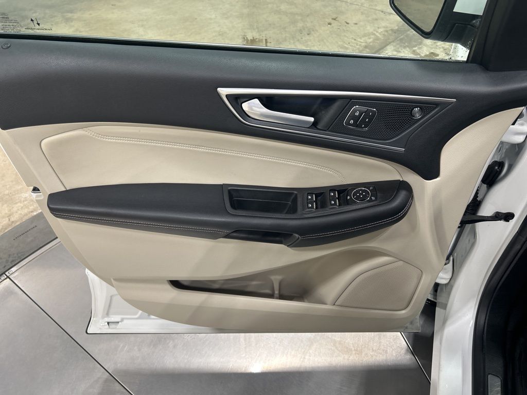 used 2022 Ford Edge car, priced at $29,985