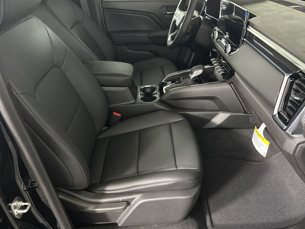 new 2025 GMC Canyon car, priced at $42,895