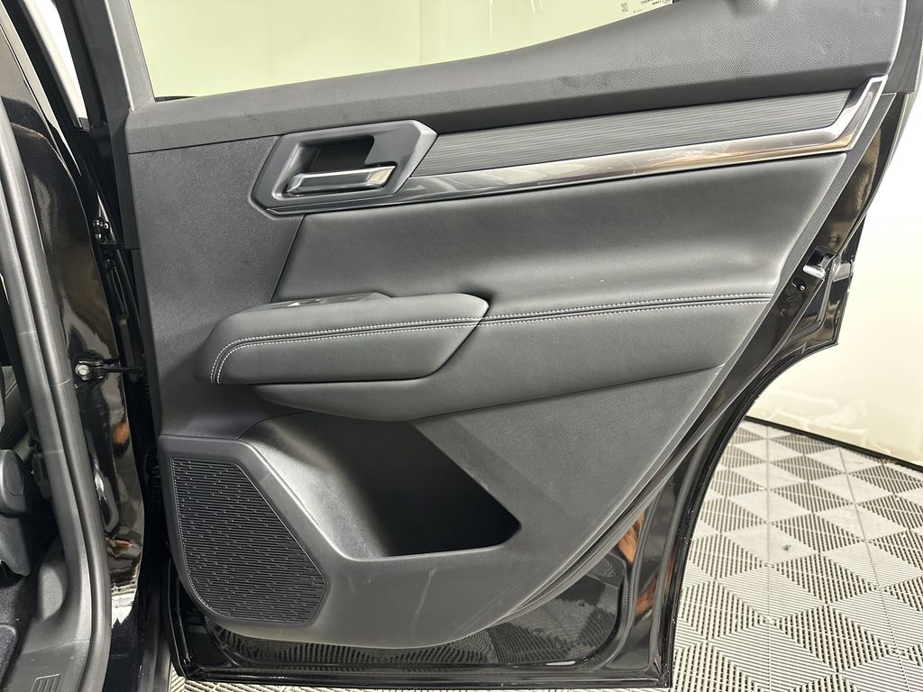 new 2025 GMC Terrain car, priced at $28,890