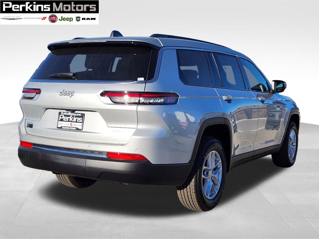 new 2025 Jeep Grand Cherokee L car, priced at $40,204