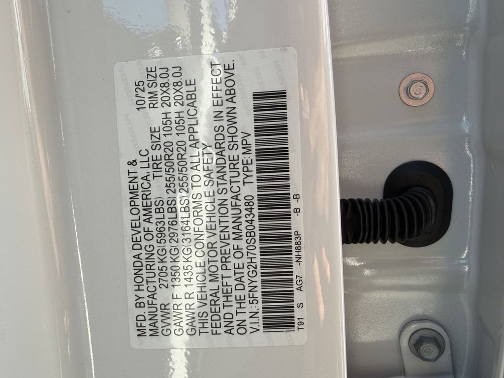 new 2025 Honda Pilot car, priced at $49,265