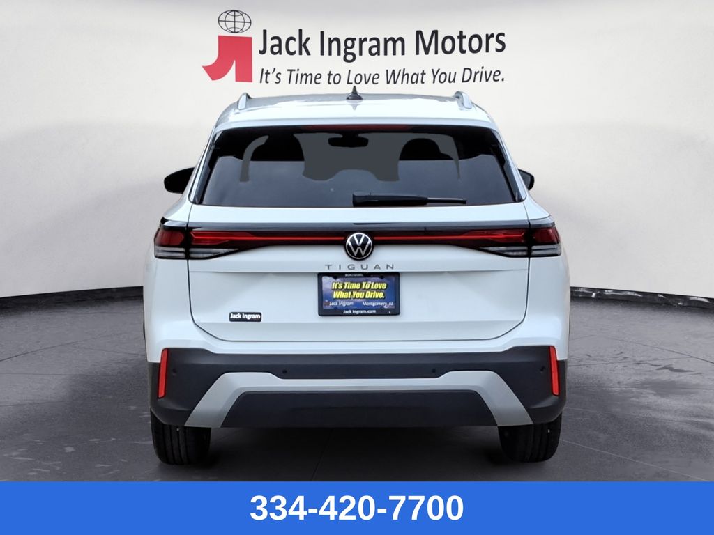 new 2025 Volkswagen Tiguan car, priced at $30,466