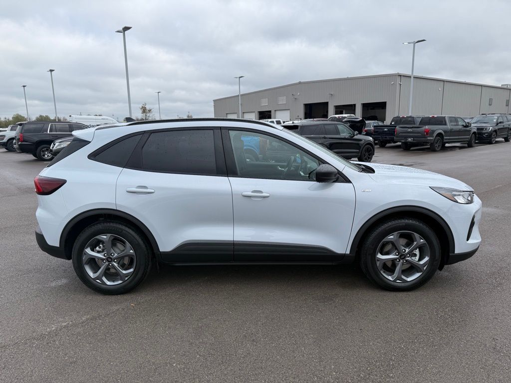 new 2025 Ford Escape car, priced at $28,040