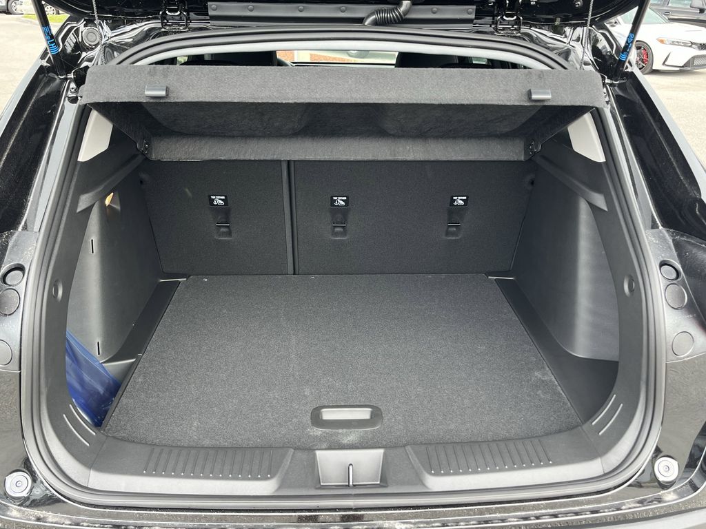 new 2025 Chevrolet Trax car, priced at $22,862