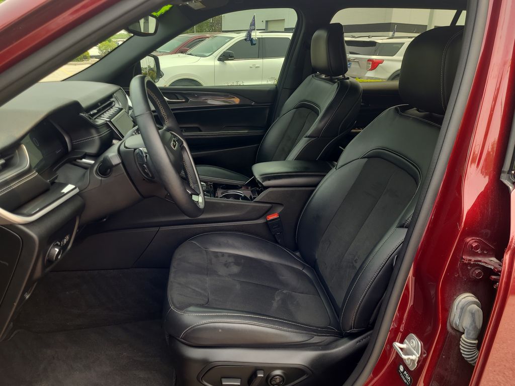 used 2021 Jeep Grand Cherokee L car, priced at $29,987