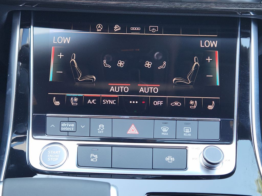new 2025 Audi Q7 car, priced at $70,700