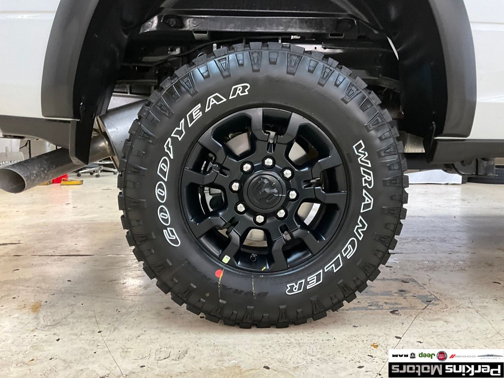 new 2025 Ram 2500 car, priced at $64,624