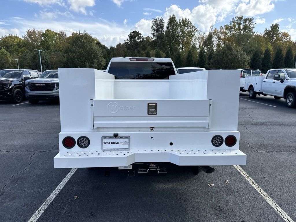new 2024 GMC Sierra 2500HD car, priced at $46,133