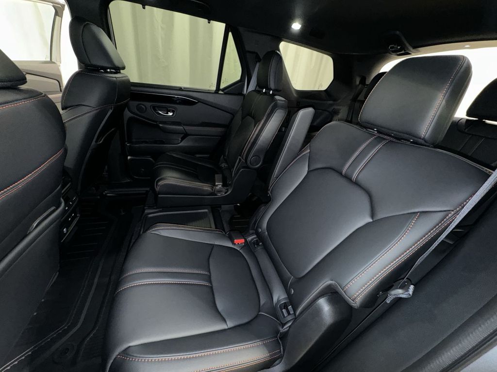 new 2025 Honda Pilot car, priced at $50,895