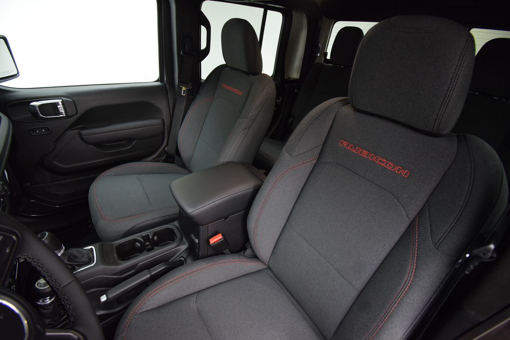 new 2025 Jeep Gladiator car, priced at $49,005