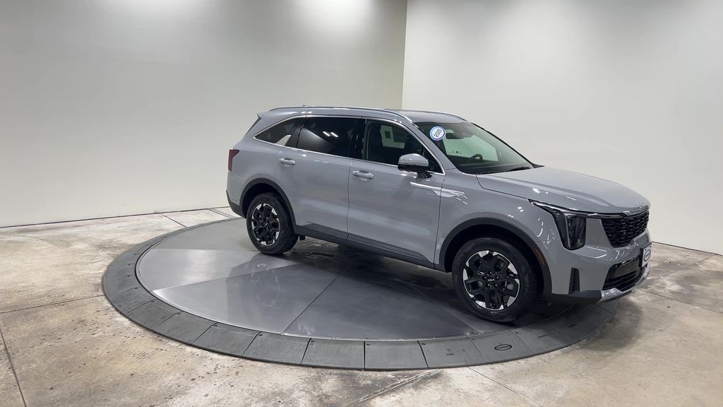 new 2025 Kia Sorento car, priced at $35,985