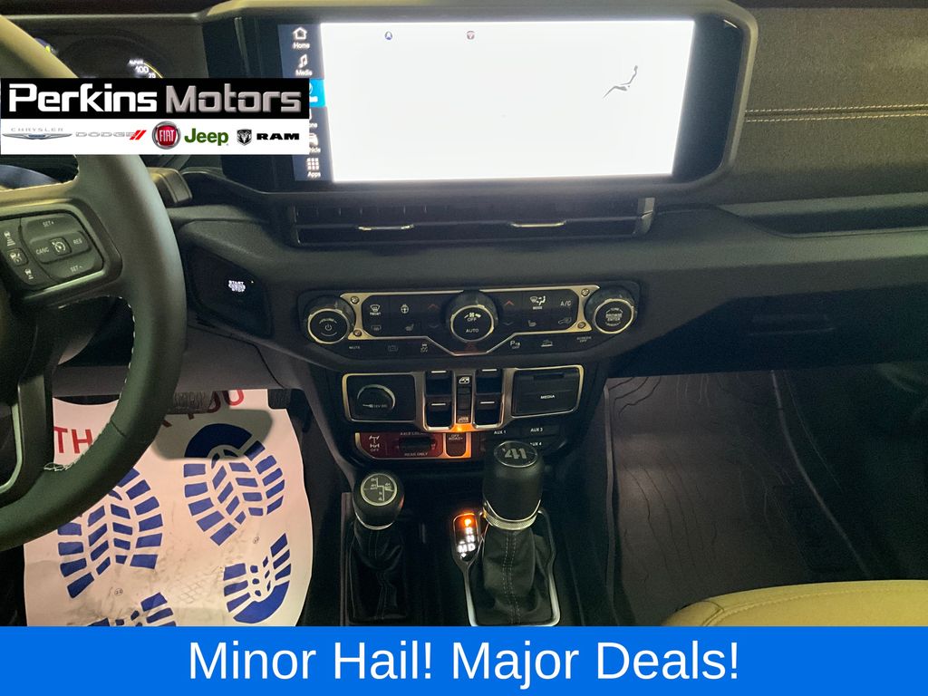 new 2025 Jeep Wrangler car, priced at $54,595