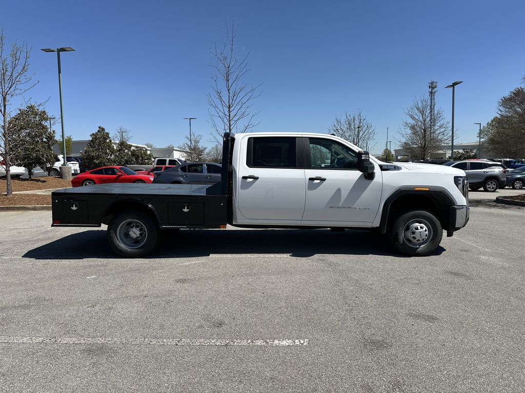new 2025 GMC Sierra 3500HD car, priced at $54,618