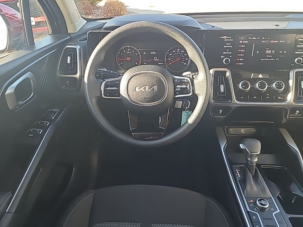 used 2023 Kia Sorento car, priced at $25,974