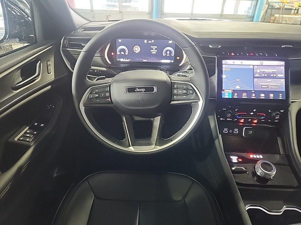 new 2024 Jeep Grand Cherokee L car, priced at $53,805