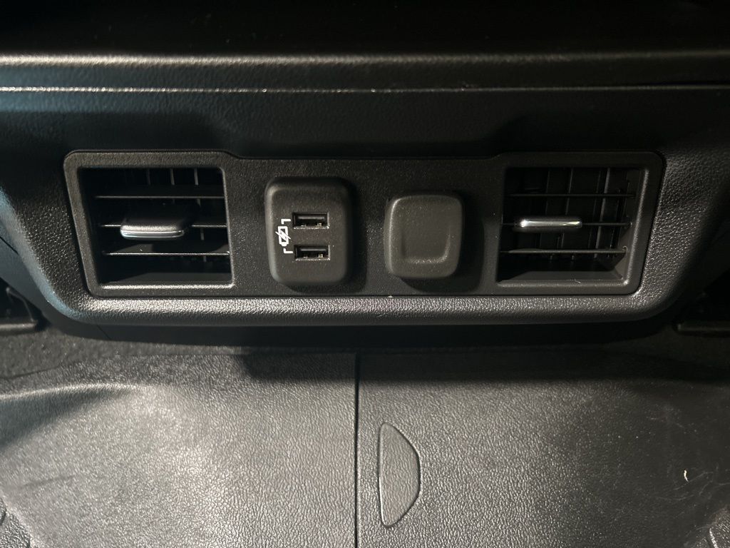 used 2021 Chevrolet Silverado 1500 car, priced at $31,442