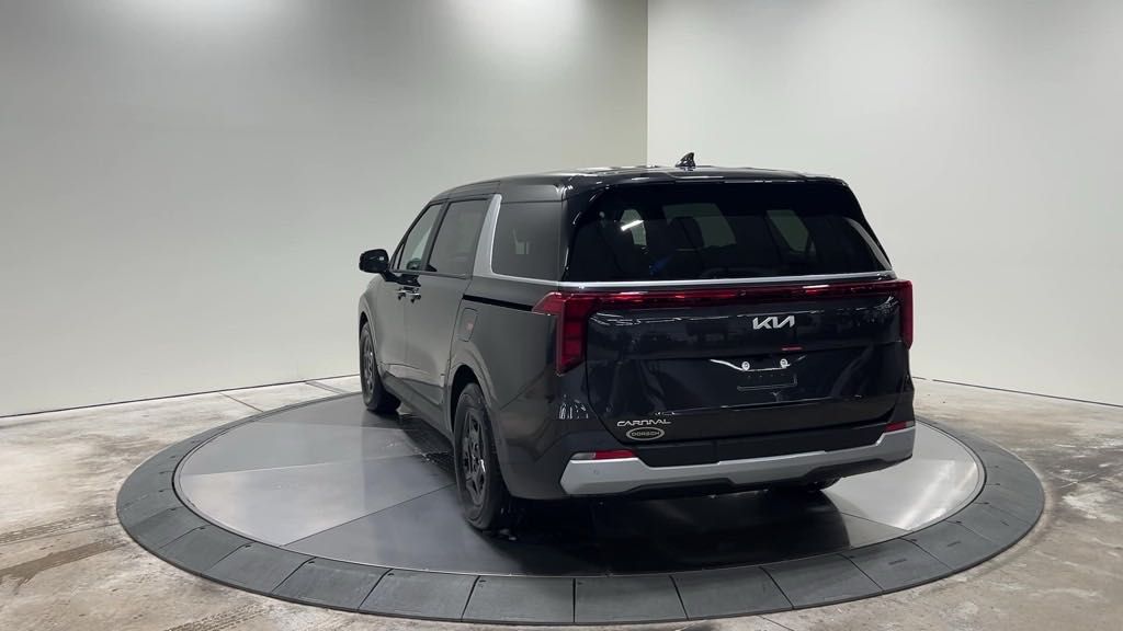 new 2025 Kia Carnival car, priced at $39,410