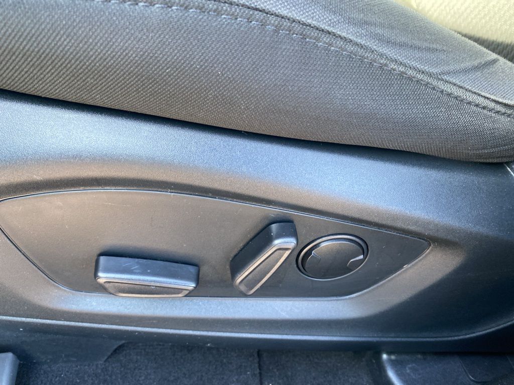 used 2023 Ford Explorer car, priced at $27,995