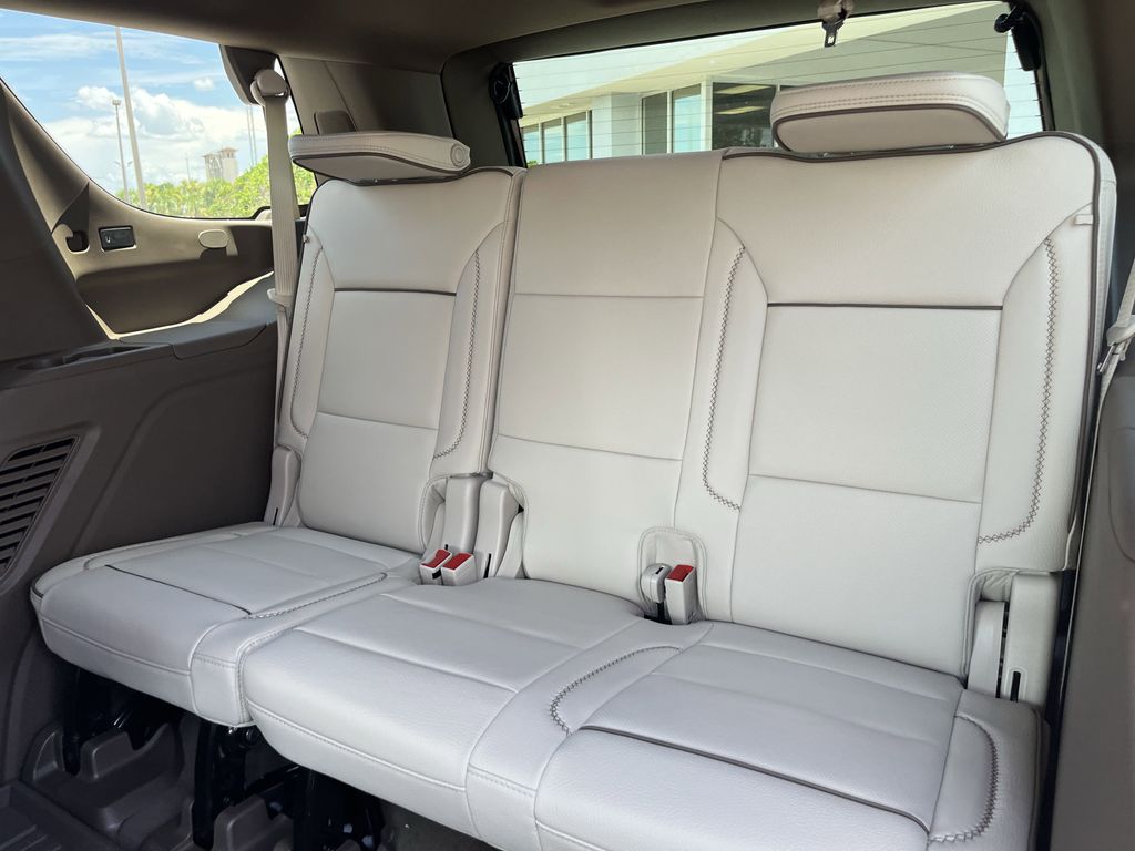 new 2025 GMC Yukon car, priced at $83,290