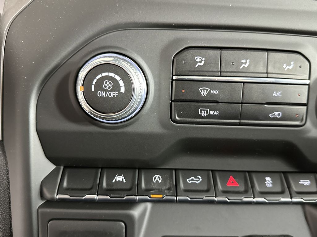 new 2025 GMC Sierra 1500 car, priced at $33,145
