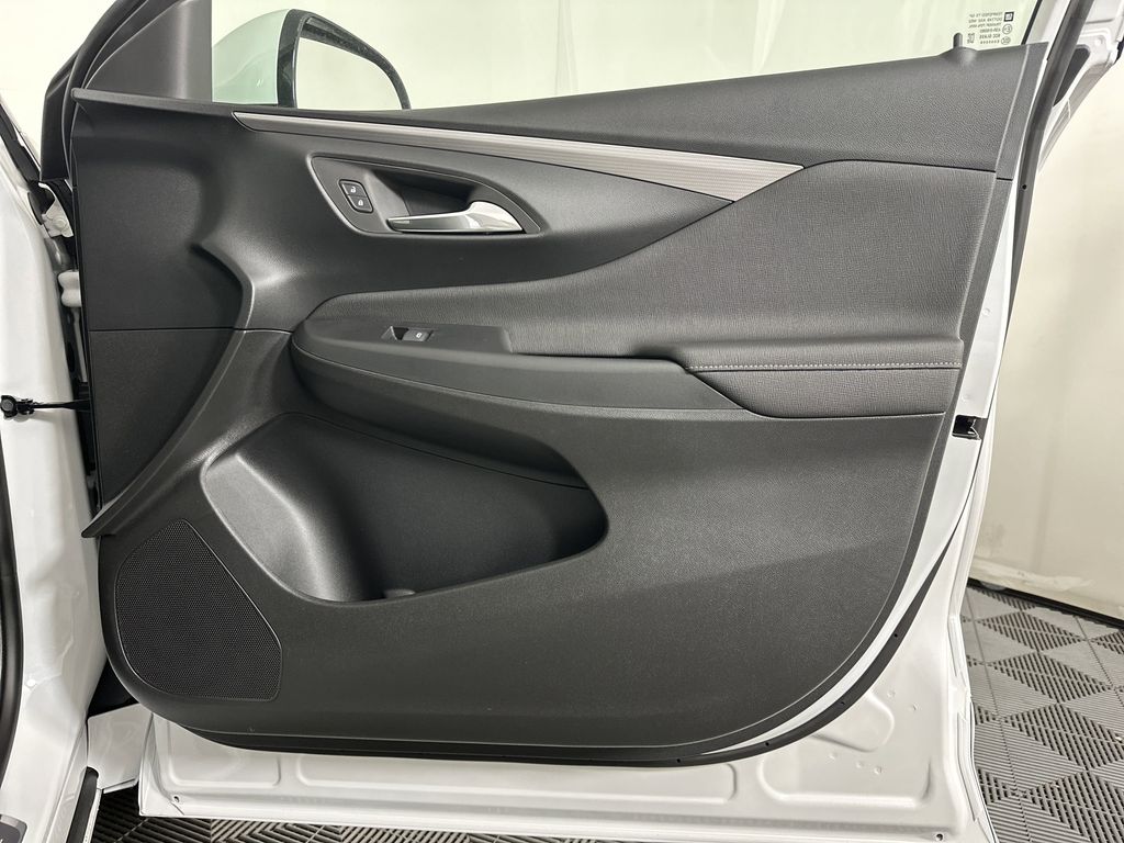 new 2025 Buick Envista car, priced at $30,095