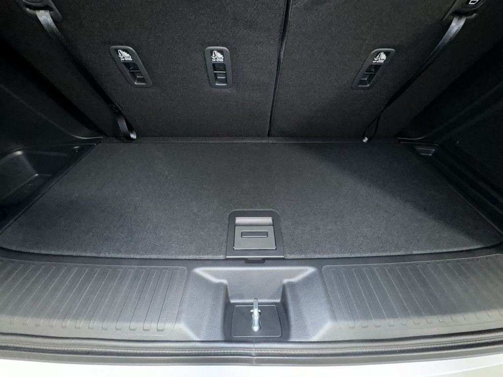 new 2025 Honda Pilot car, priced at $44,205