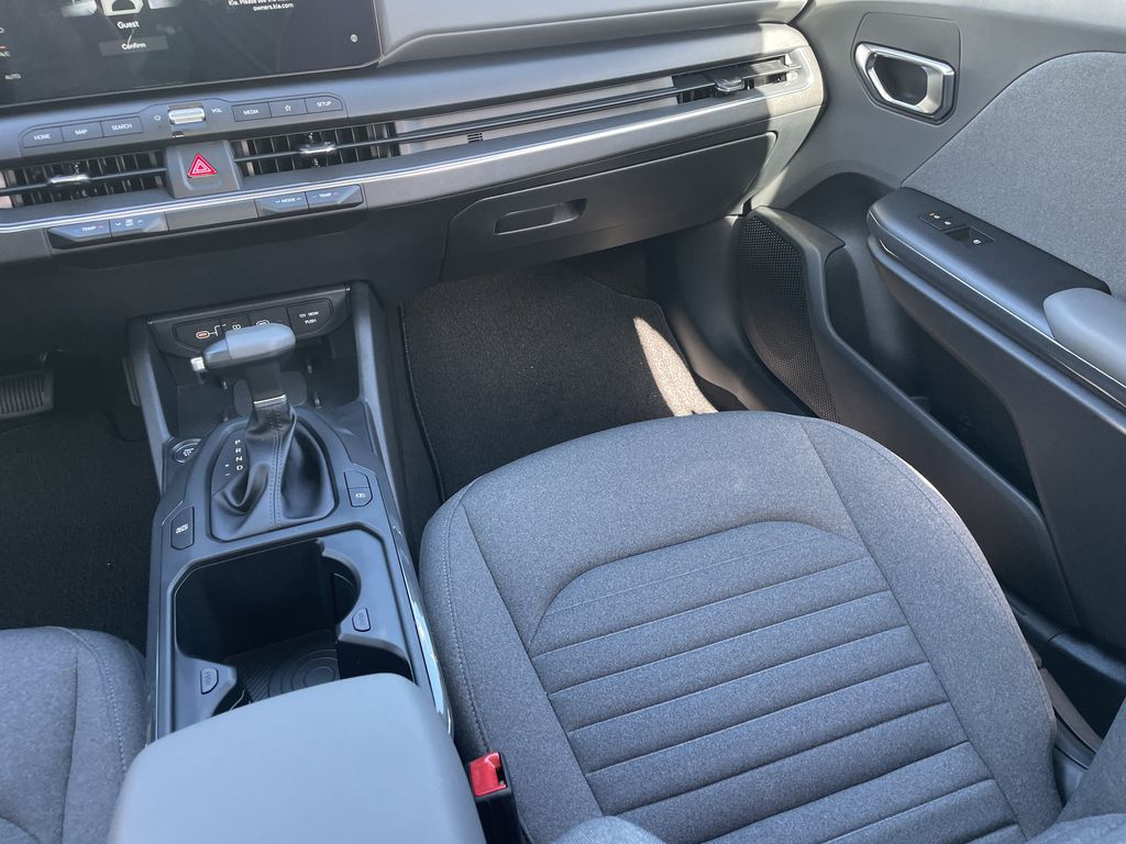 new 2025 Kia K4 car, priced at $24,073