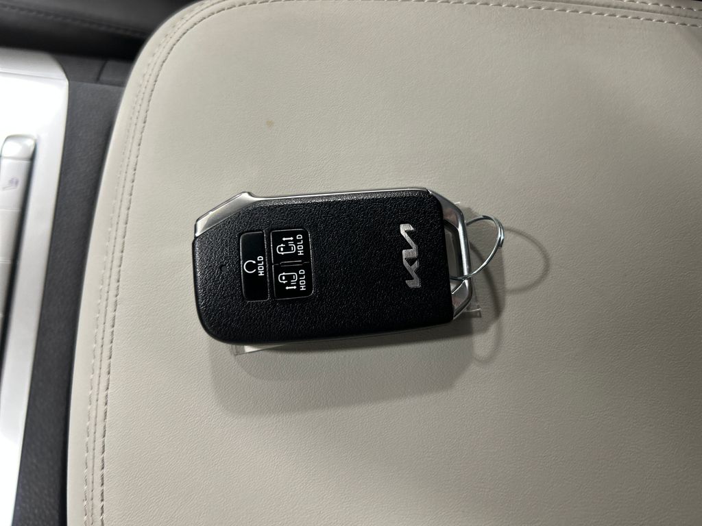 used 2024 Kia Carnival car, priced at $36,805