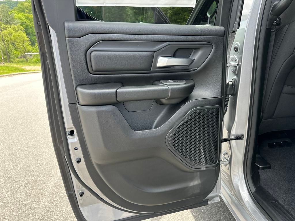 new 2025 Ram 1500 car, priced at $40,990