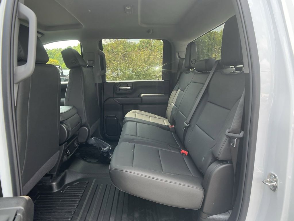 new 2024 GMC Sierra 2500HD car, priced at $46,133