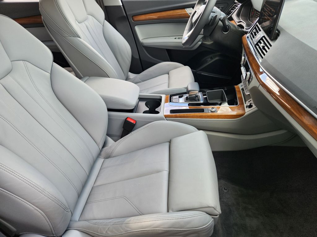 used 2024 Audi Q5 e car, priced at $46,492