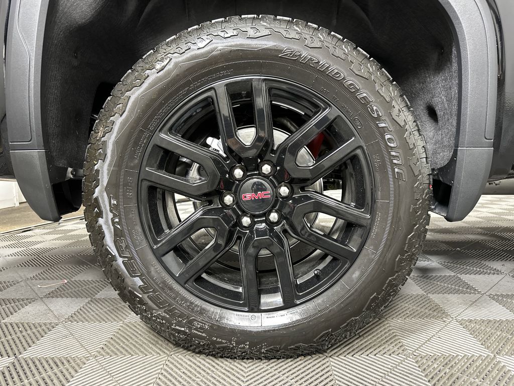 new 2025 GMC Sierra 1500 car, priced at $62,224