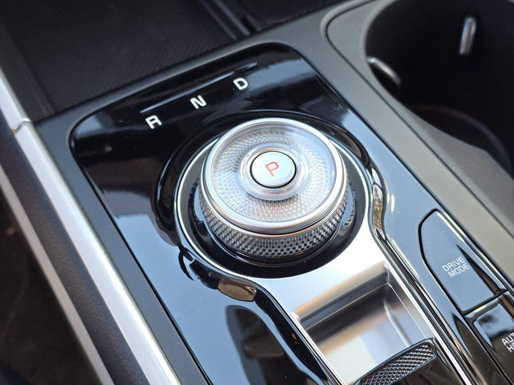 new 2026 Kia Carnival Hybrid car, priced at $43,116