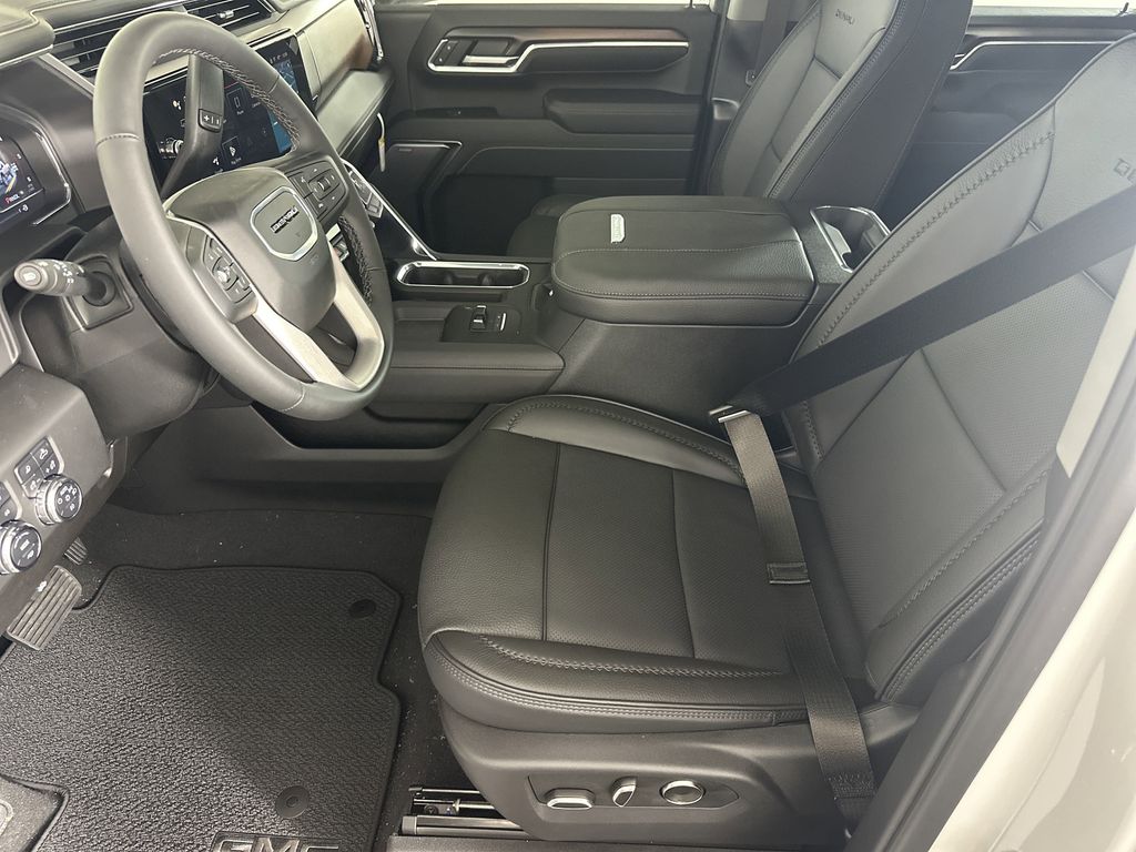 new 2025 GMC Sierra 2500HD car, priced at $86,069