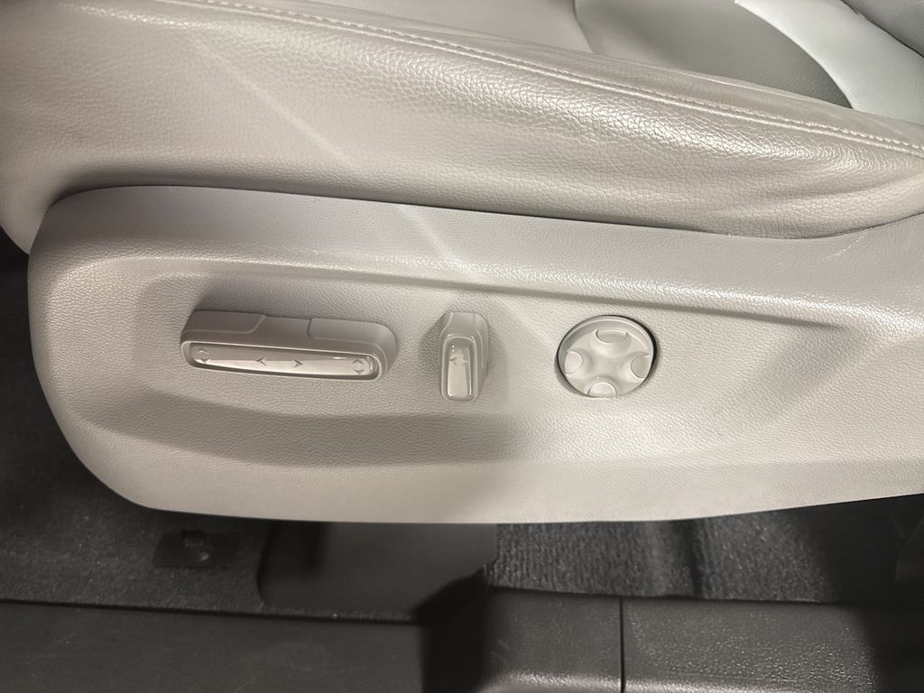 used 2018 Honda Odyssey car, priced at $23,998