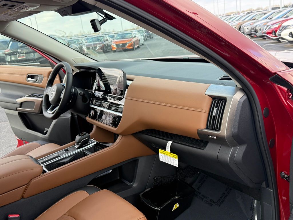 new 2025 Nissan Pathfinder car, priced at $48,221