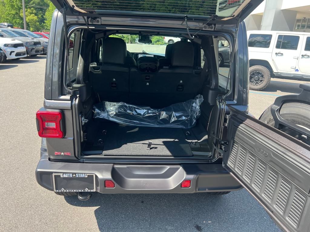 new 2025 Jeep Wrangler car, priced at $53,990