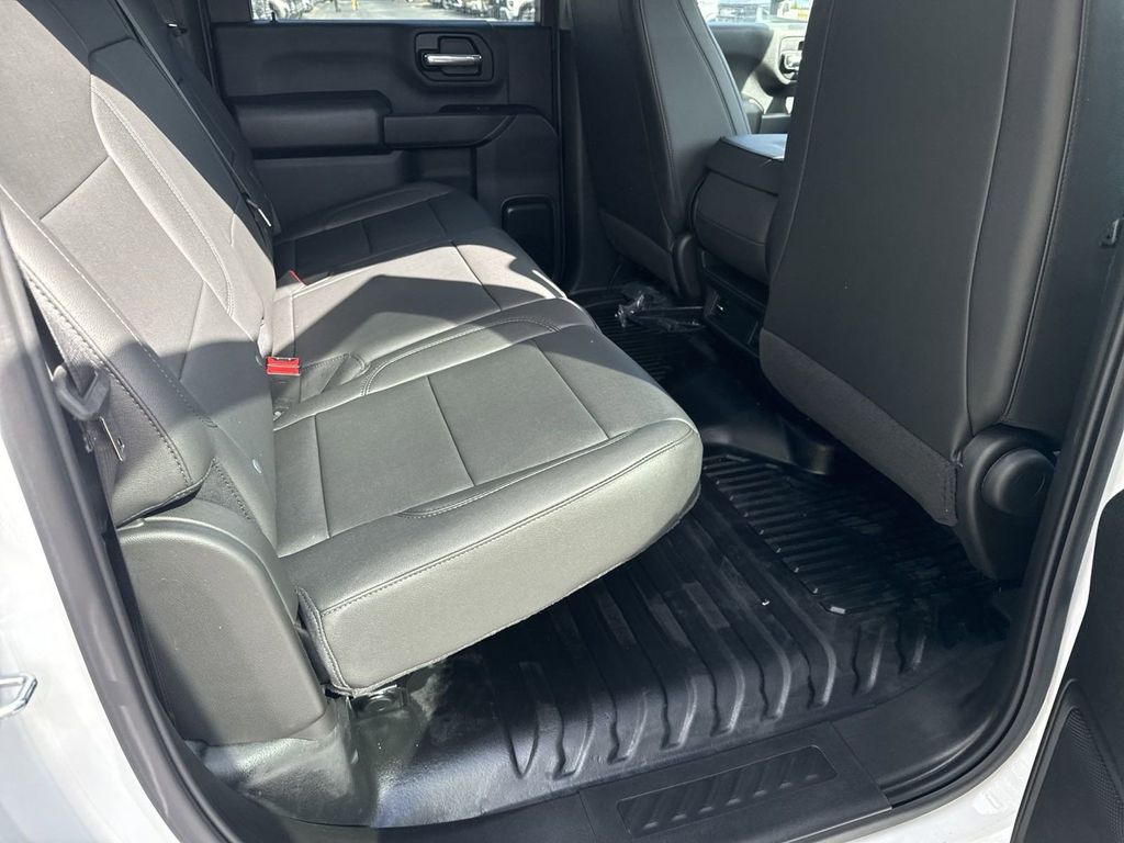 new 2024 GMC Sierra 2500HD car, priced at $46,133