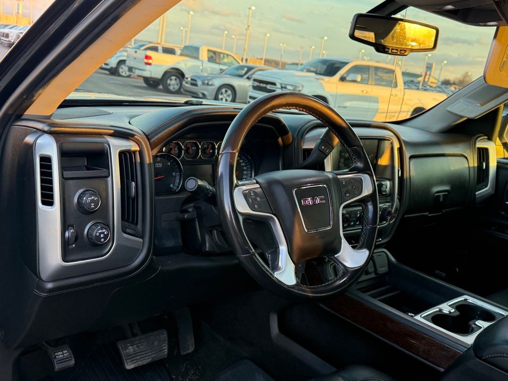 used 2018 GMC Sierra 1500 car, priced at $21,500