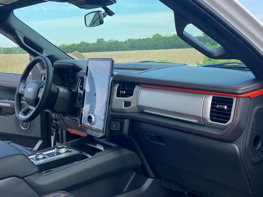 new 2024 Ford Expedition car, priced at $72,041