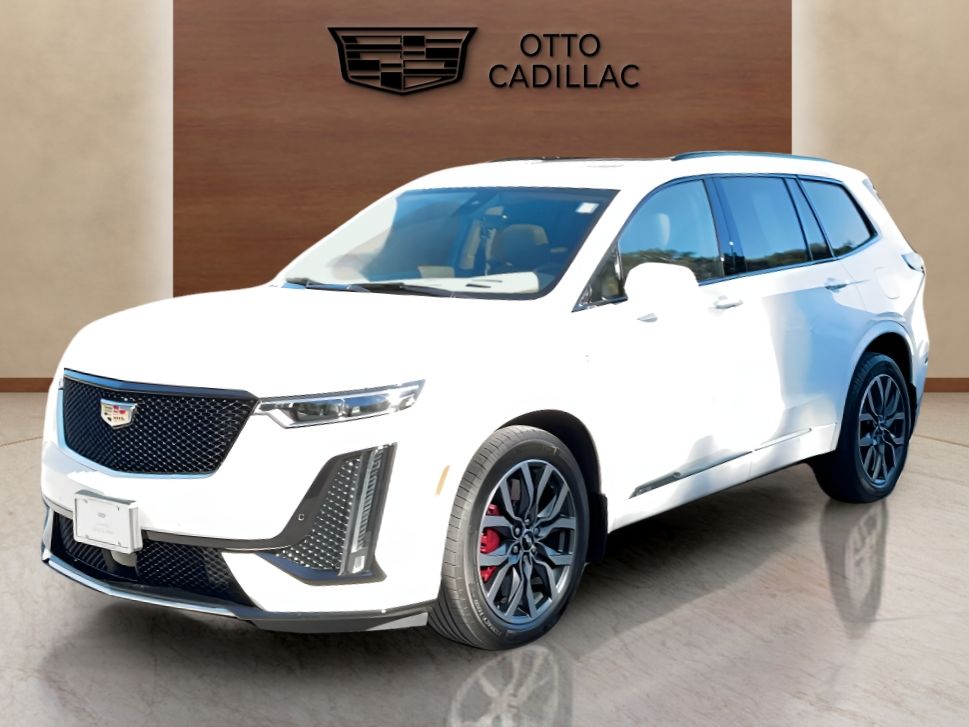 used 2022 Cadillac XT6 car, priced at $37,000