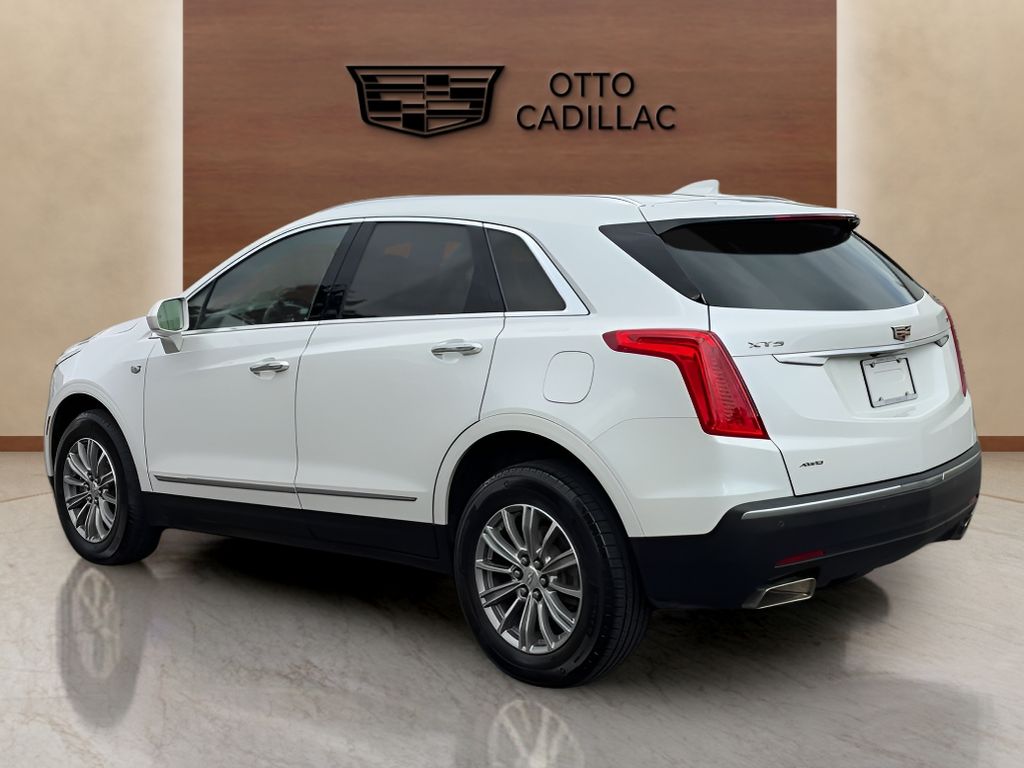 used 2019 Cadillac XT5 car, priced at $24,200