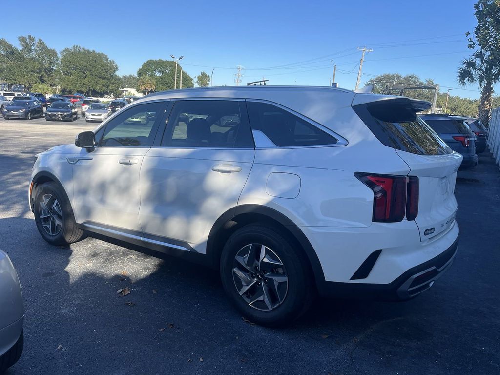 used 2022 Kia Sorento Hybrid car, priced at $28,433