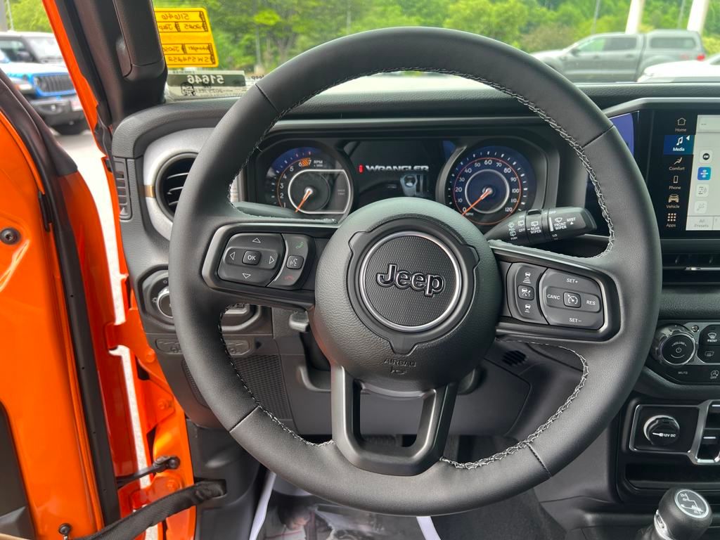 new 2025 Jeep Wrangler car, priced at $48,129