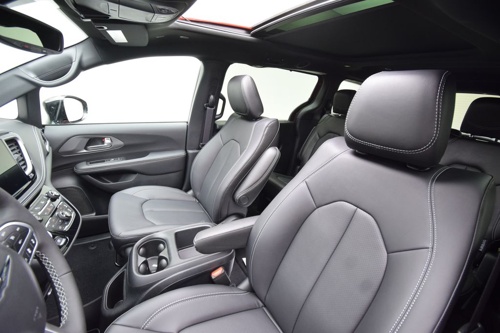 new 2026 Chrysler Pacifica car, priced at $46,000