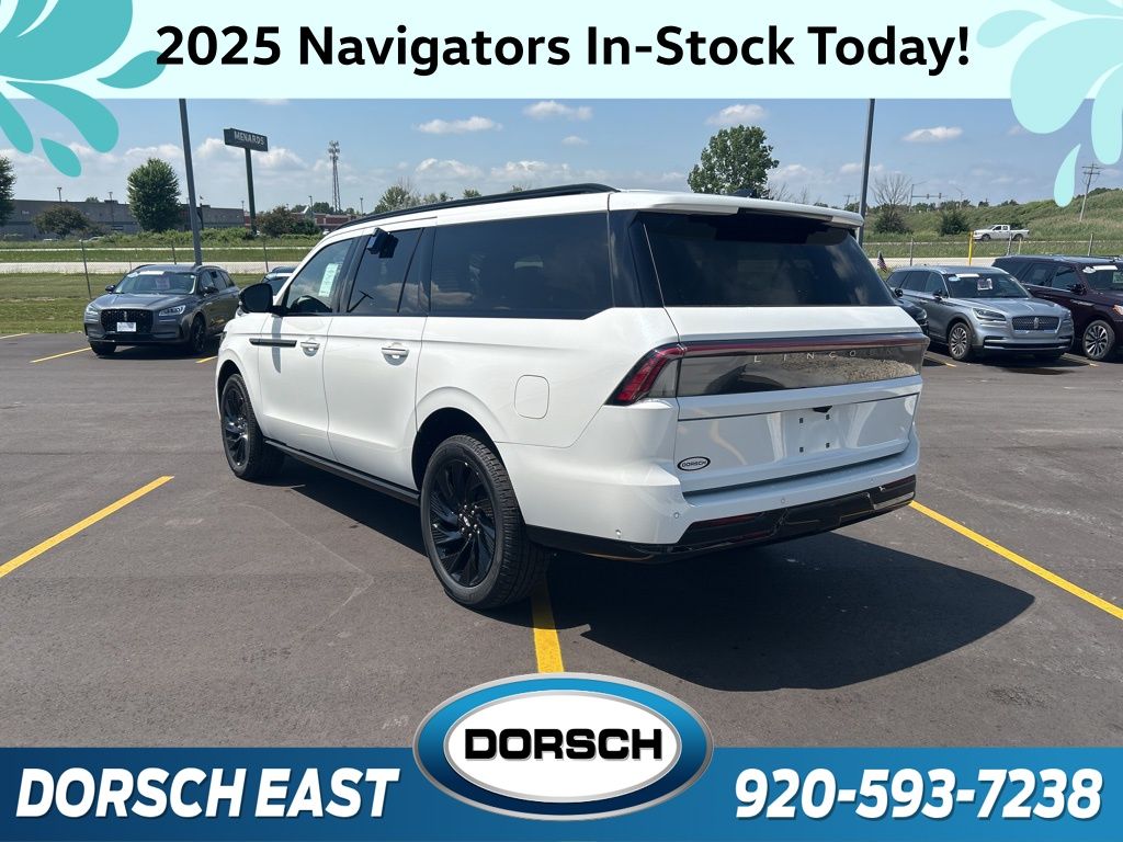 new 2025 Lincoln Navigator car, priced at $110,535