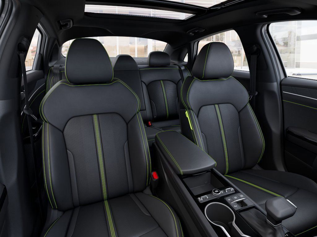 new 2026 Kia K5 car, priced at $40,000